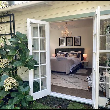 Green Door Cottage Грейтаун Екстериор снимка